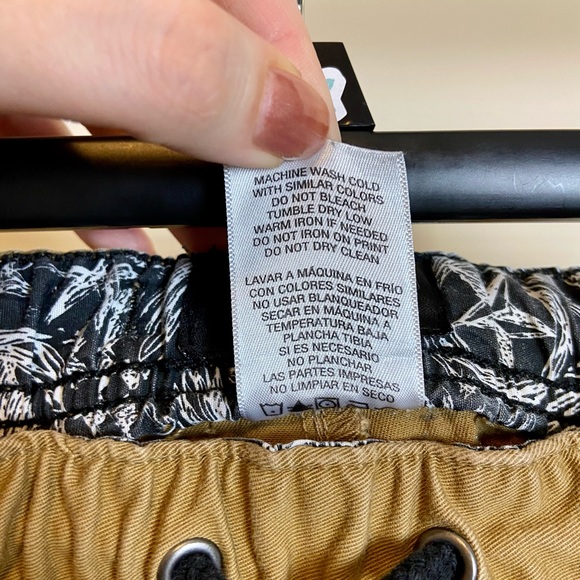 Amplify Khaki Pants Men’s - Picture 8 of 8